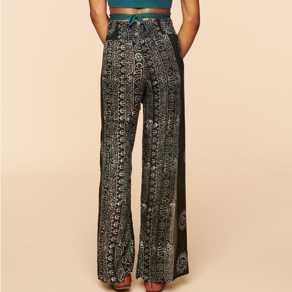 NWT🖤Earthbound Trading Om Faux Wrap Pants S - Picture 4 of 4